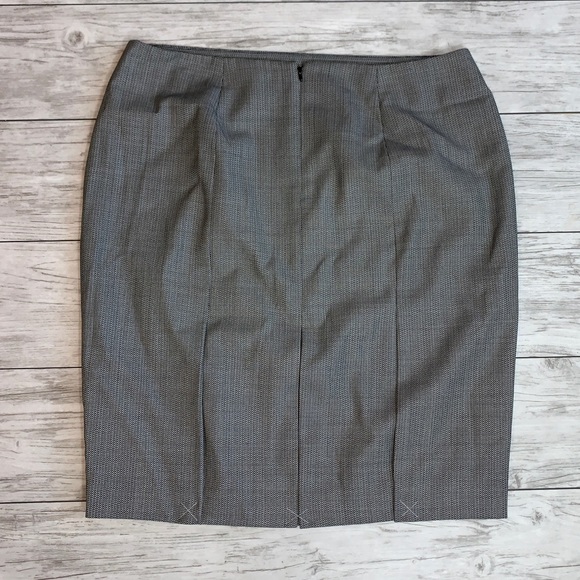 Talbots Black / White Skirt Size 12P NWT - Picture 3 of 4